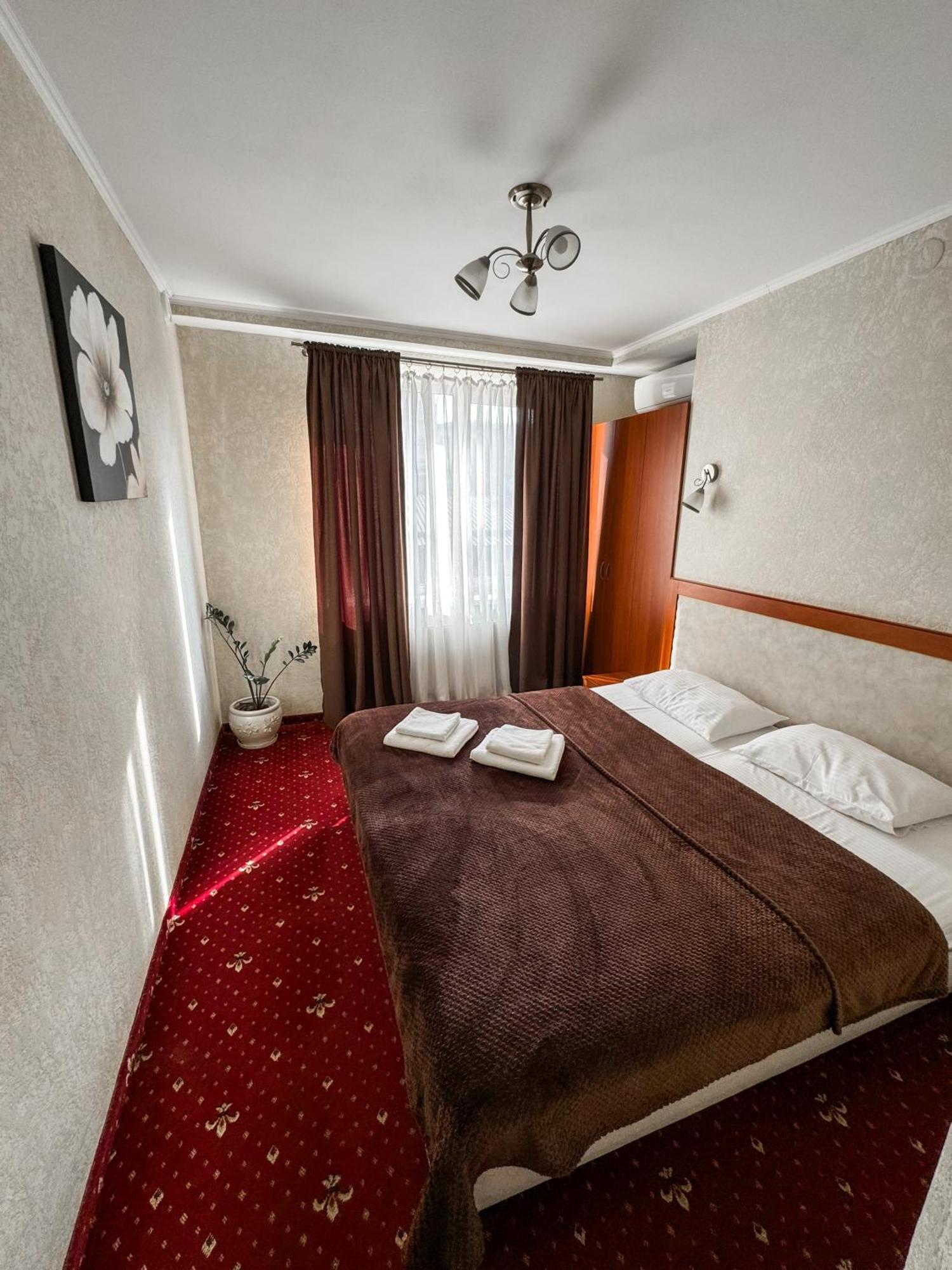 Apartments Deluxe Iwano-Frankiwsk Exterior foto